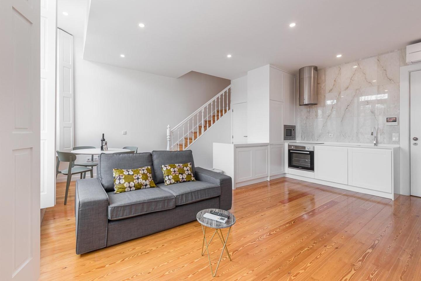 Appartamento Guestready - 535 Bonfim - Duplex OOporto Esterno foto